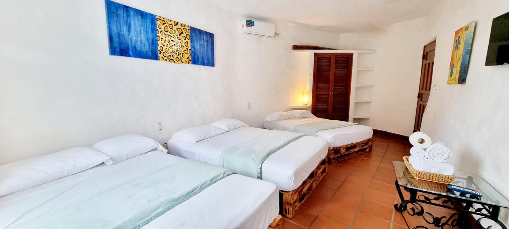 Mia Nueva Gorgona Hotel Exterior photo